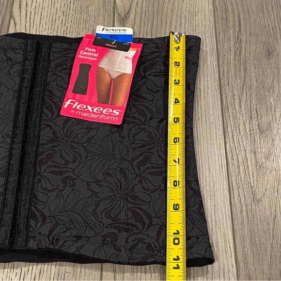 Flexees Maidenform Shapewear Firm Control Waist Nipper Size XL Black Floral NWT - Picture 8 of 11